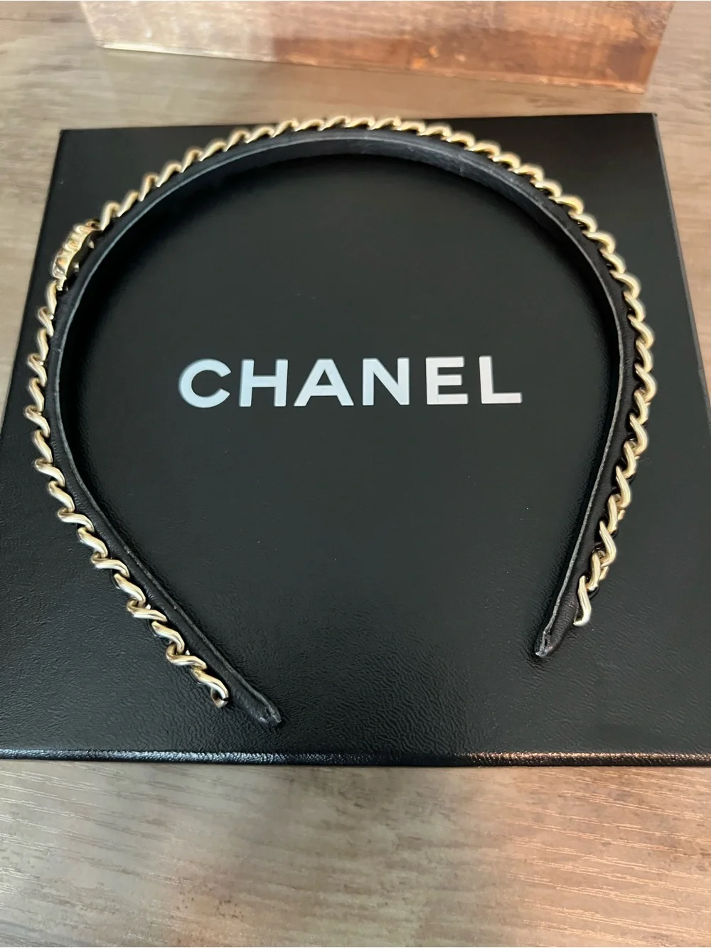 CHANEL Black Leather-Wrapped Gold Chain Headband with CC Charm - Picture 3 of 5